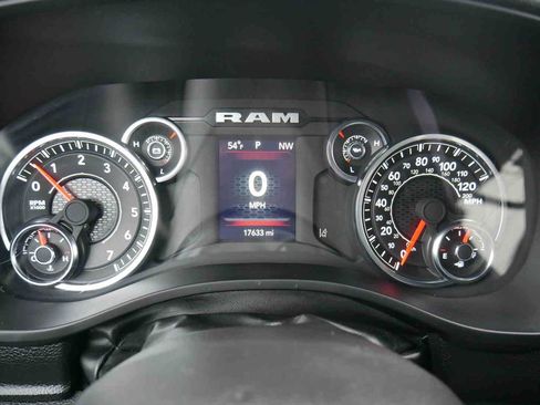 Used 2024 RAM 1500 Big Horn image 41