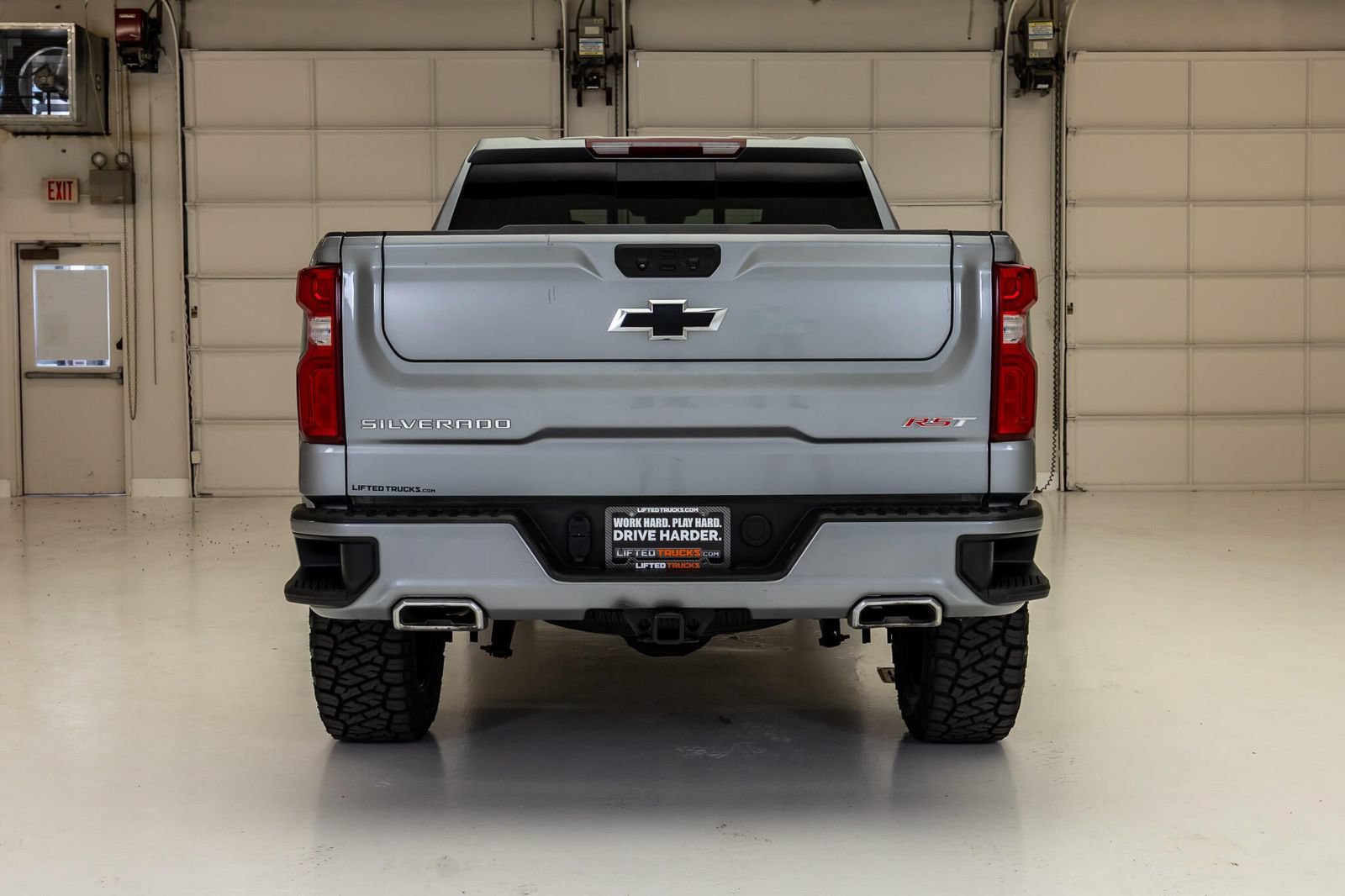 Used 2024 Chevrolet Silverado 1500 RST w/ Convenience Package II AWD/4WD image 8
