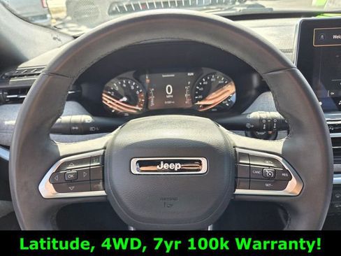 Used 2024 Jeep Compass Latitude image 25