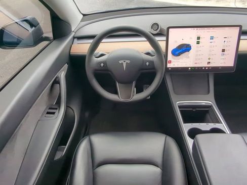 Used 2022 Tesla Model Y Performance image 22