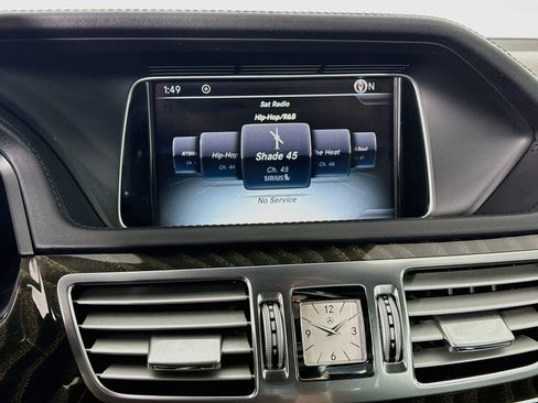 Used 2016 Mercedes-Benz E 400 Sedan image 14