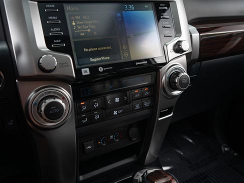 Used 2023 Toyota 4Runner Limited AWD/4WD image 26