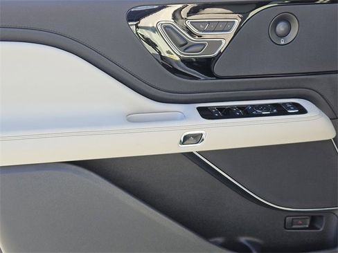 New 2026 Lincoln Aviator Reserve w/ Illumination Package image 22