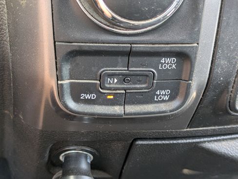 Used 2021 RAM 1500 Classic SLT AWD/4WD image 24