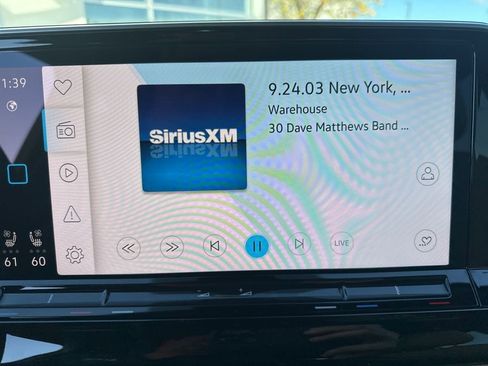 New 2026 Volkswagen Atlas Cross Sport SEL R-Line image 17