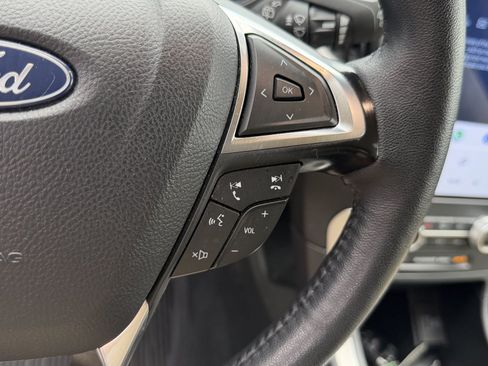 Used 2024 Ford Edge SEL w/ Convenience Package AWD/4WD image 32