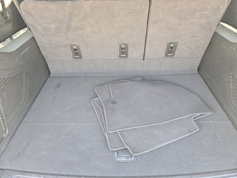 Used 2024 Chevrolet Suburban Premier AWD/4WD image 5