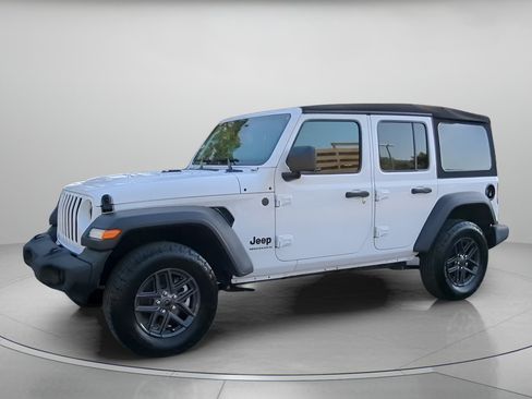 Used 2024 Jeep Wrangler Unlimited Sport AWD/4WD image 14