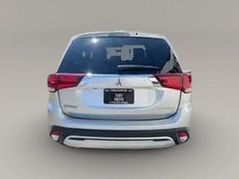Used 2019 Mitsubishi Outlander SE FWD image 12