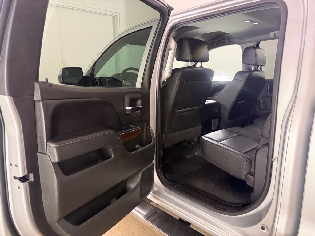 Used 2016 GMC Sierra 1500 SLT w/ SLT Preferred Package AWD/4WD image 22