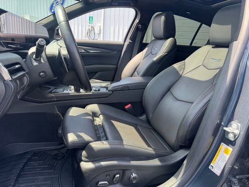 Used 2025 Cadillac CT5 Sport image 18