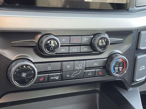New 2026 Ford F250 XLT w/ XLT Premium Package AWD/4WD image 30
