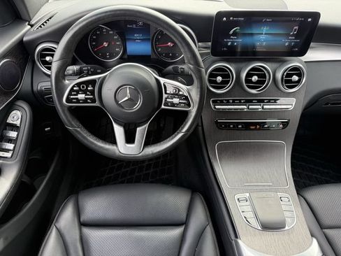 Used 2022 Mercedes-Benz GLC 300 4MATIC image 12