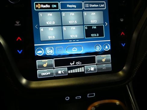 Used 2023 Subaru Outback Wilderness image 36