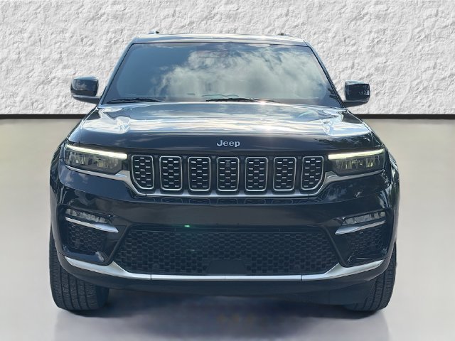 Used 2022 Jeep Grand Cherokee Summit AWD/4WD image 8