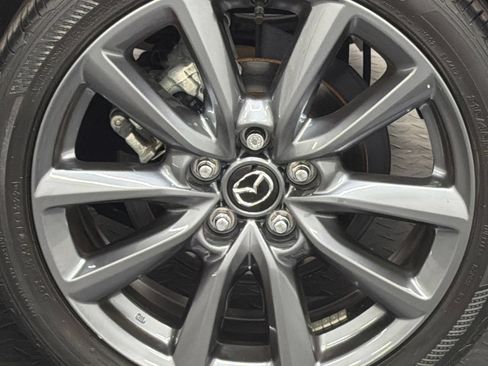 Used 2022 MAZDA MAZDA3 s FWD image 4