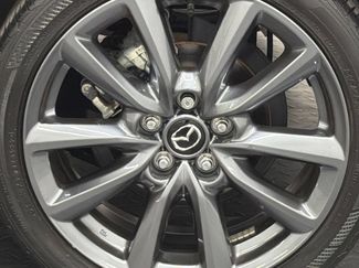 Used 2022 MAZDA MAZDA3 s FWD video 4