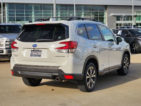 Used 2019 Subaru Forester Limited w/ Popular Package #3 image 7