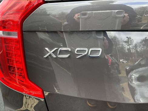Certified 2023 Volvo XC90 B6 Plus w/ Protection Package Premier AWD/4WD image 31