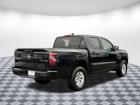 Used 2024 Nissan Frontier SV image 7