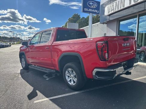 New 2026 GMC Sierra 1500 SLE w/ Preferred Package image 2