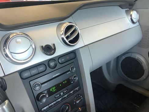Used 2008 Ford Mustang GT Premium RWD image 17