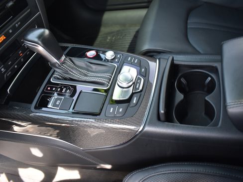 Used 2017 Audi S6 Prestige w/ S6 Sport Package image 20