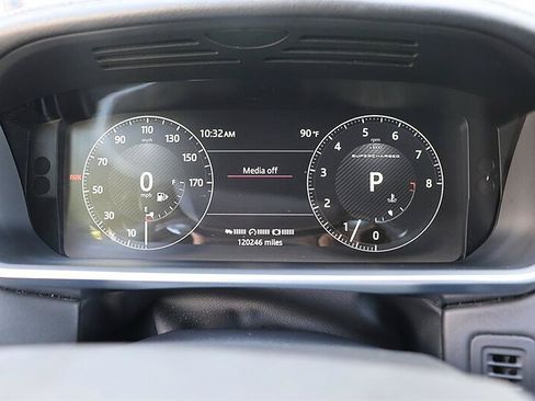 Used 2017 Land Rover Range Rover Supercharged AWD/4WD image 23