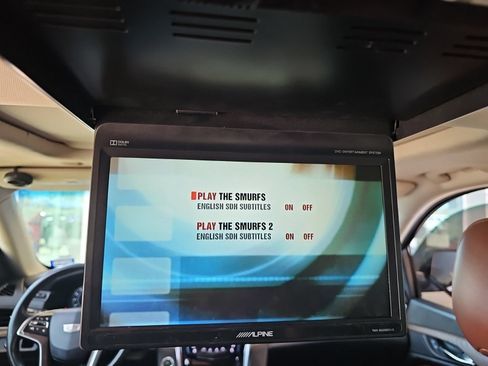 Used 2016 Cadillac Escalade ESV Luxury RWD image 12