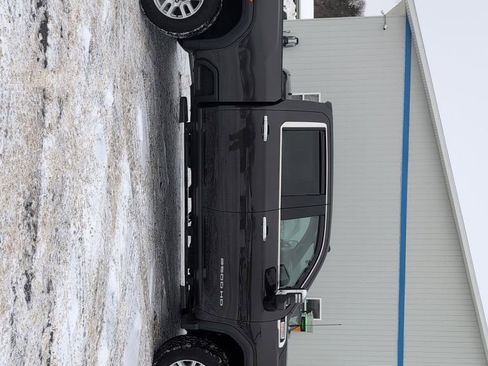 Used 2020 GMC Sierra 2500 SLT w/ SLT Premium Plus Package image 8