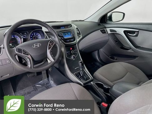 Used 2015 Hyundai Elantra SE w/ Option Group 02 image 20