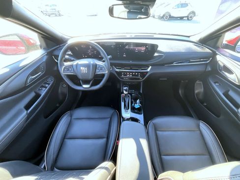 Used 2024 Buick Envista Avenir image 15