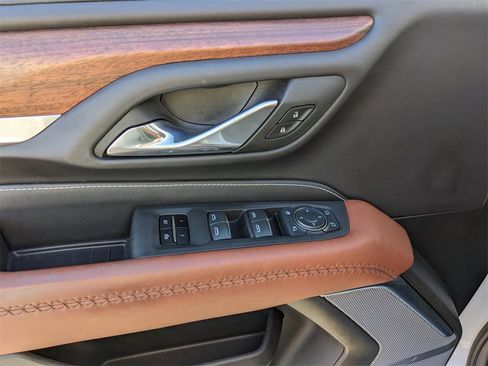 Used 2024 GMC Yukon Denali Ultimate image 21