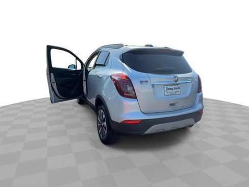 Certified 2022 Buick Encore Preferred AWD/4WD image 7
