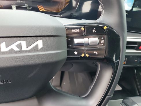 New 2026 Kia Sorento S image 28