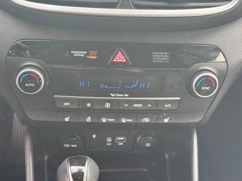 Used 2021 Hyundai Tucson Limited image 23