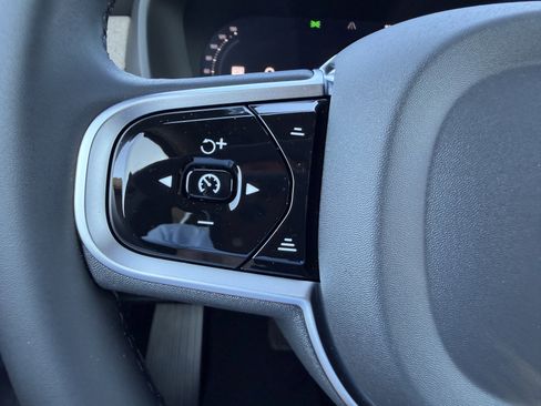 New 2026 Volvo XC90 T8 Plus image 27