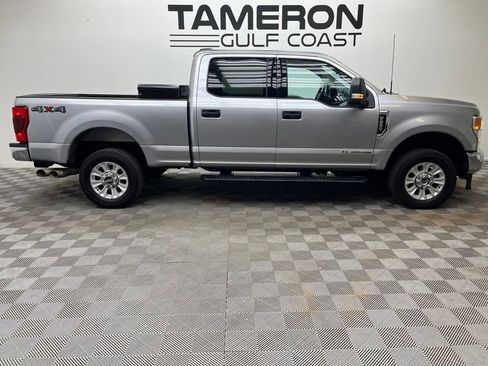 Used 2022 Ford F250 XLT AWD/4WD image 4