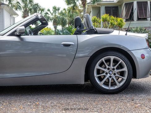 Used 2007 BMW Z4 3.0i image 5