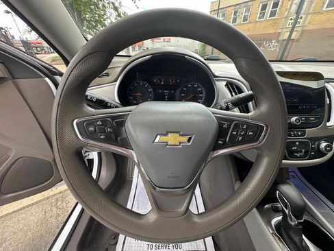 Used 2021 Chevrolet Malibu LS FWD image 13