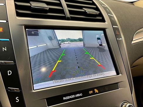 Used 2020 Lincoln MKZ w/ Convenience Package FWD image 19
