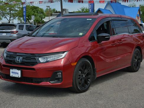 Used 2025 Honda Odyssey Sport-L image 1