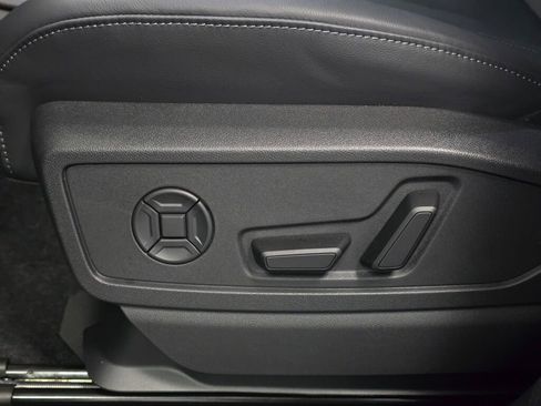 New 2025 Audi Q5 Premium Plus image 22