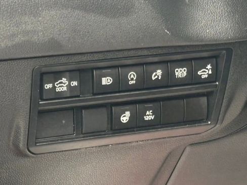 Used 2023 Toyota Tundra Limited image 18