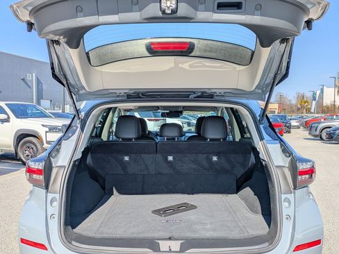 Certified 2024 Nissan Murano SV w/ SV Midnight Edition Package image 27