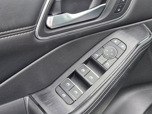 Used 2021 Nissan Rogue SL w/ Premium Package FWD image 15