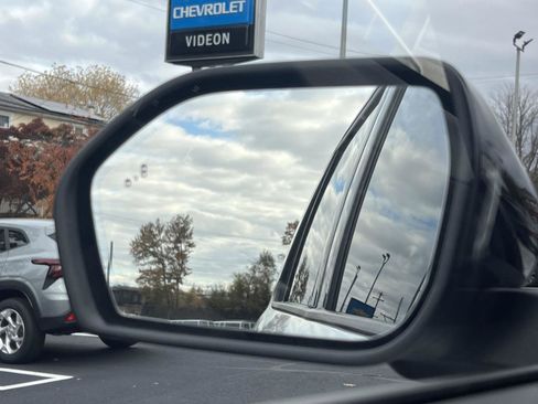 Used 2025 Ford Explorer ST image 33