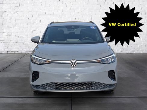 Certified 2024 Volkswagen ID.4 Pro image 3