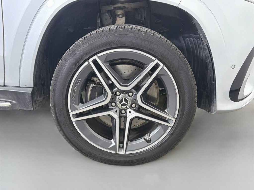 Used 2024 Mercedes-Benz GLS 450 4MATIC image 30