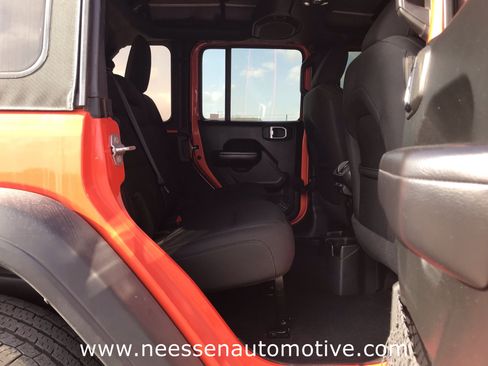 Used 2020 Jeep Wrangler Unlimited Sport S image 16